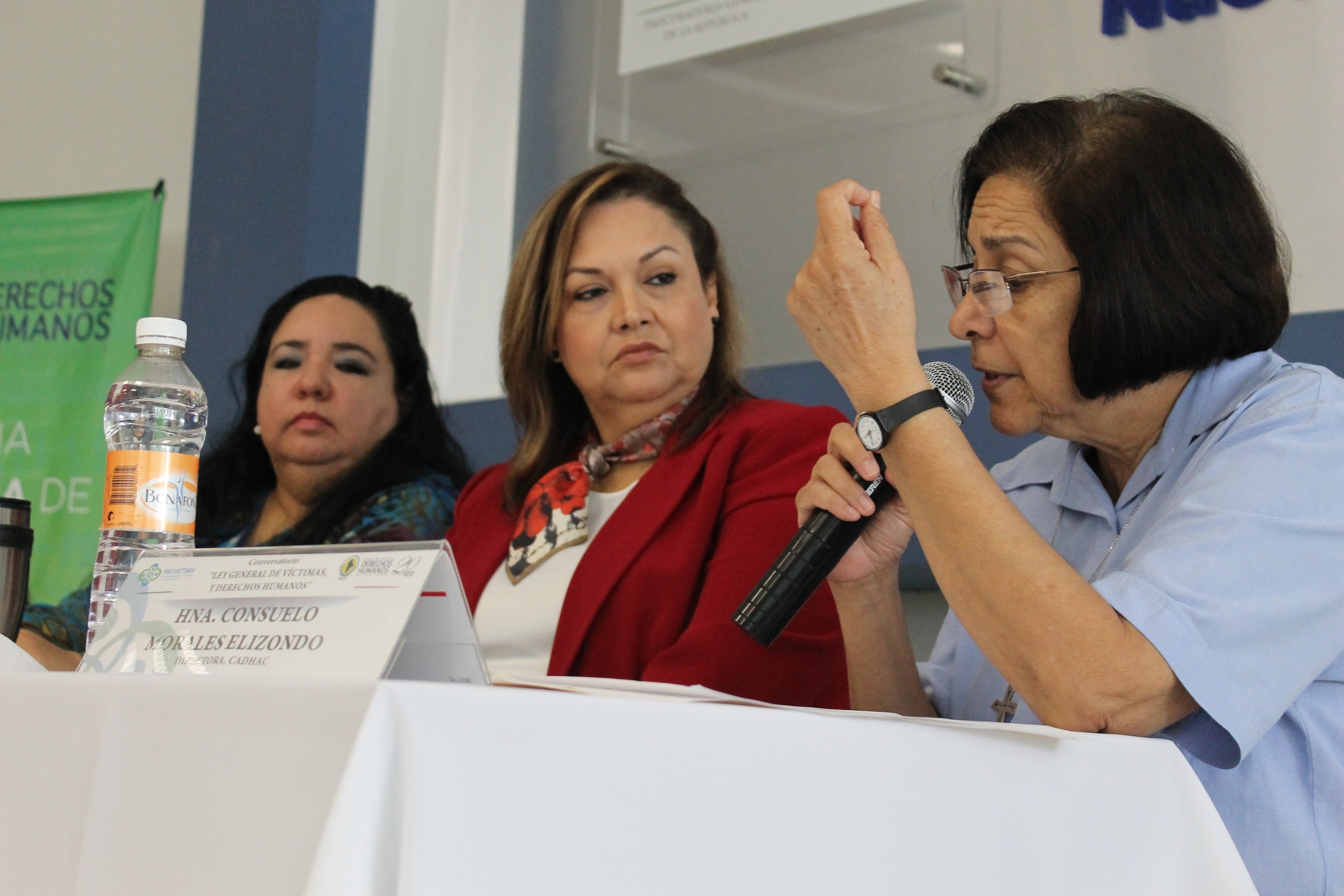 Participación en conversatorio sobre Ley General de Víctimas y Derechos Humanos